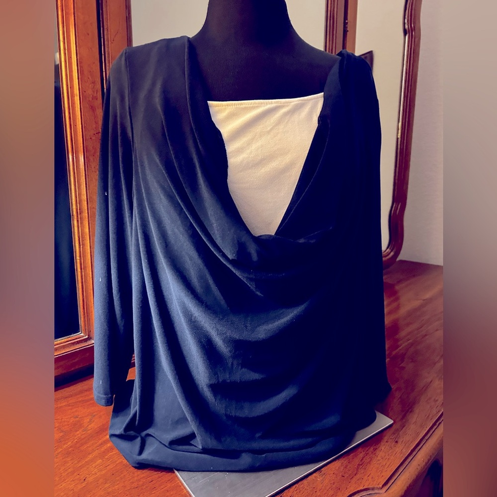 Studio One 2piece top set. Size 14W. NWOTGS.